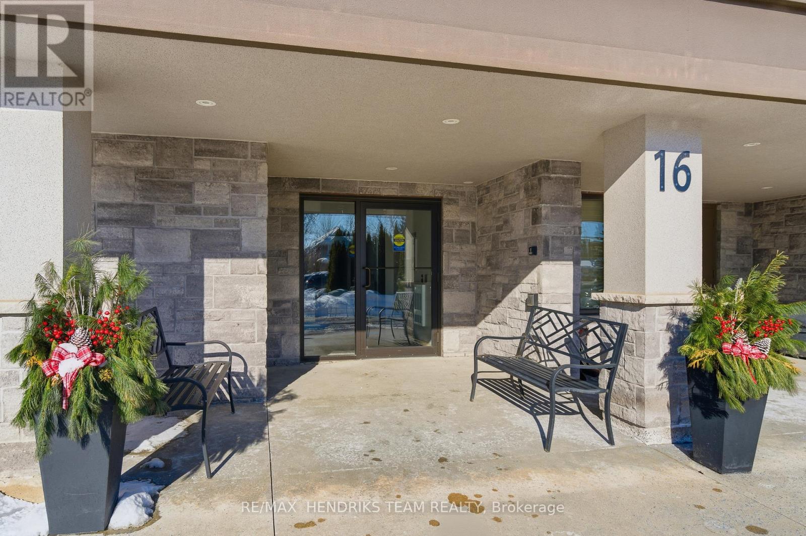 16 Sullivan Unit 109 photo 4