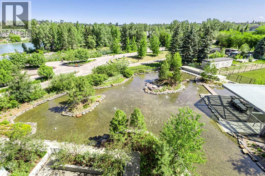 Single Family House for Sale in    Avenue SW Eau Claire Calgary 