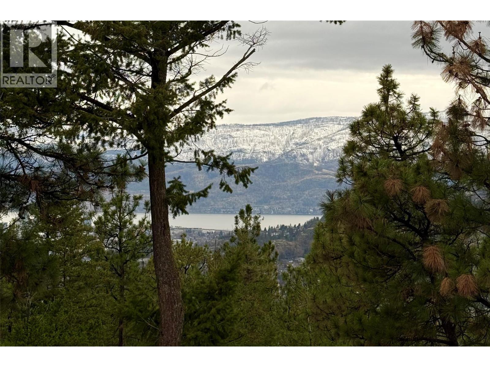 16 2213 Waddington Court, Kelowna