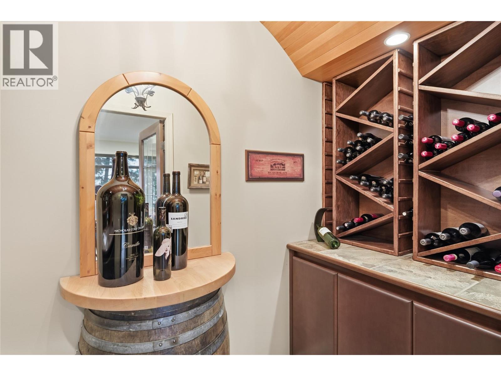 16 2213 Waddington Court, Kelowna