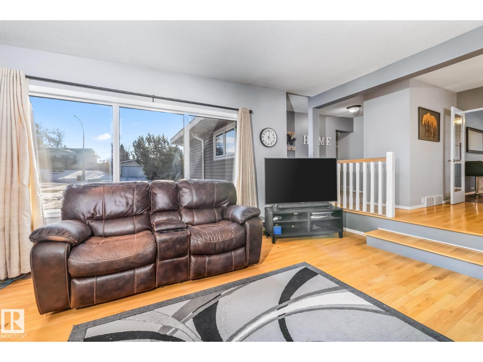 4 GRAVENHURST CR, Sherwood Park