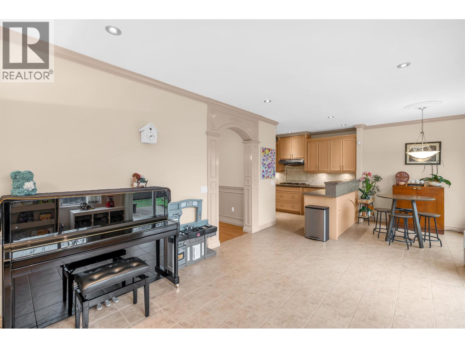 5 3555 WESTMINSTER HIGHWAY, Richmond