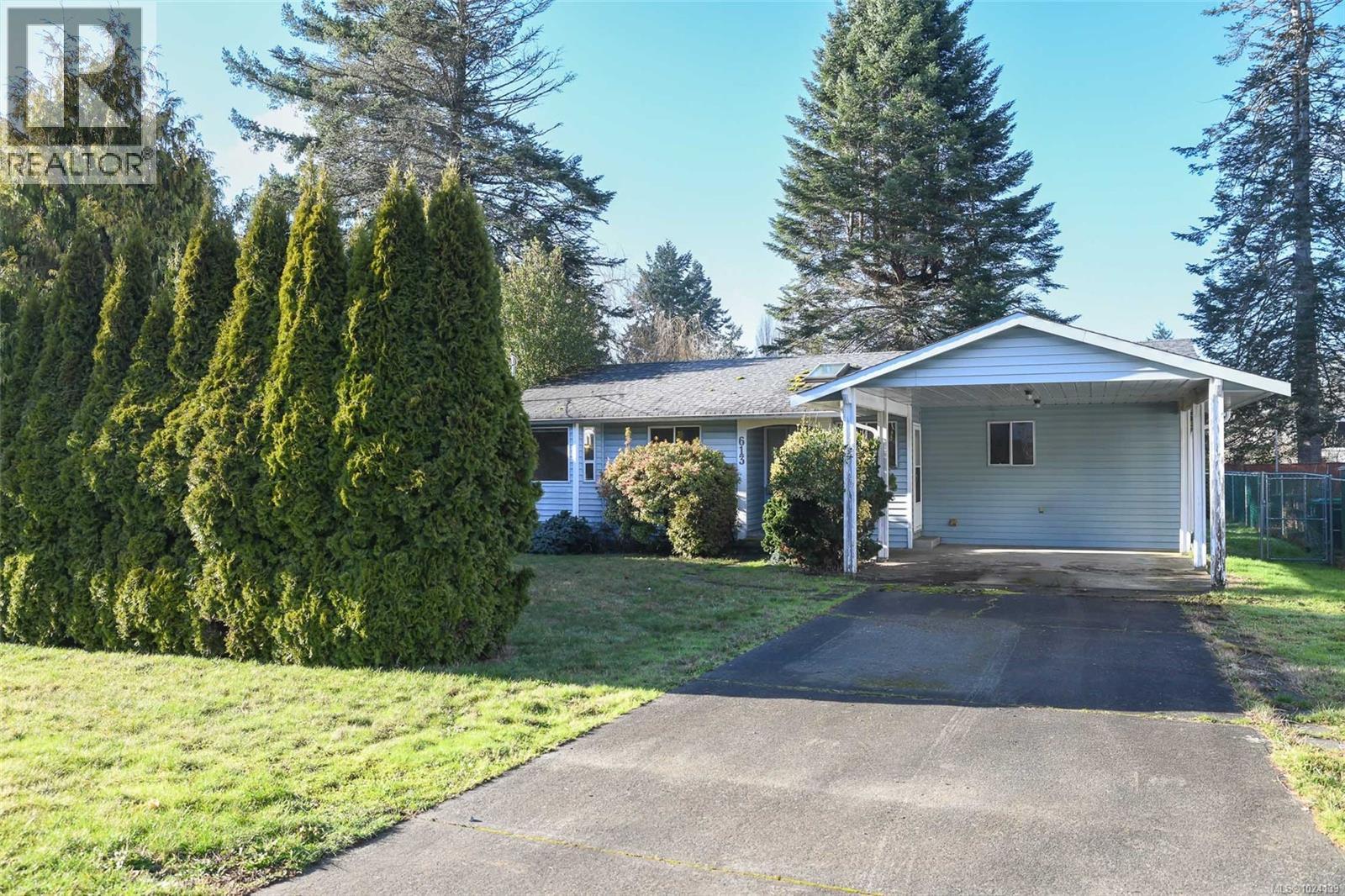 613 Pritchard Rd, Comox