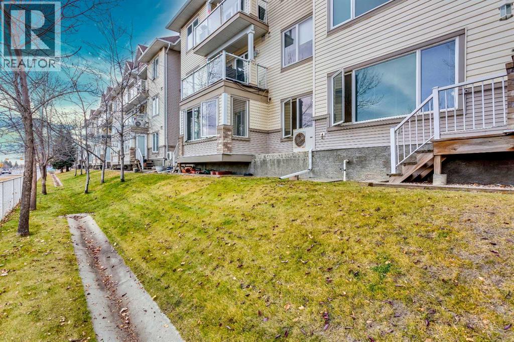 Single Family House for Sale in    Avenue NE Whitehorn Calgary 