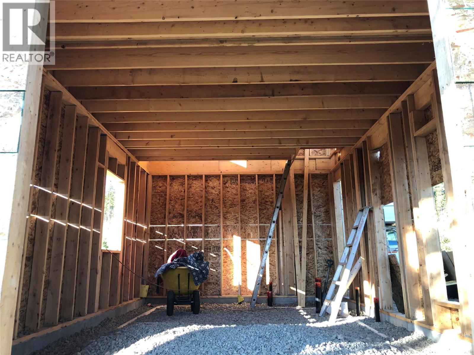  2375 BELCHROME FSR Road, Bridesville