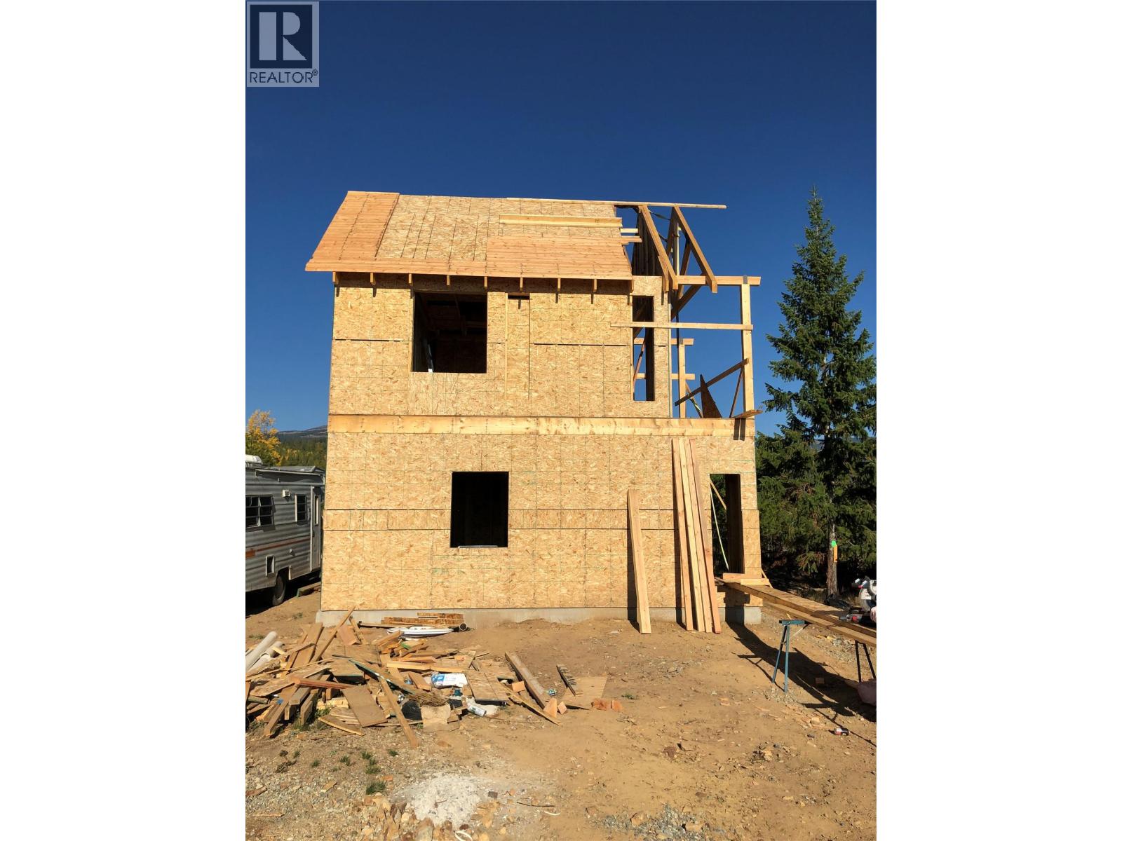  2375 BELCHROME FSR Road, Bridesville