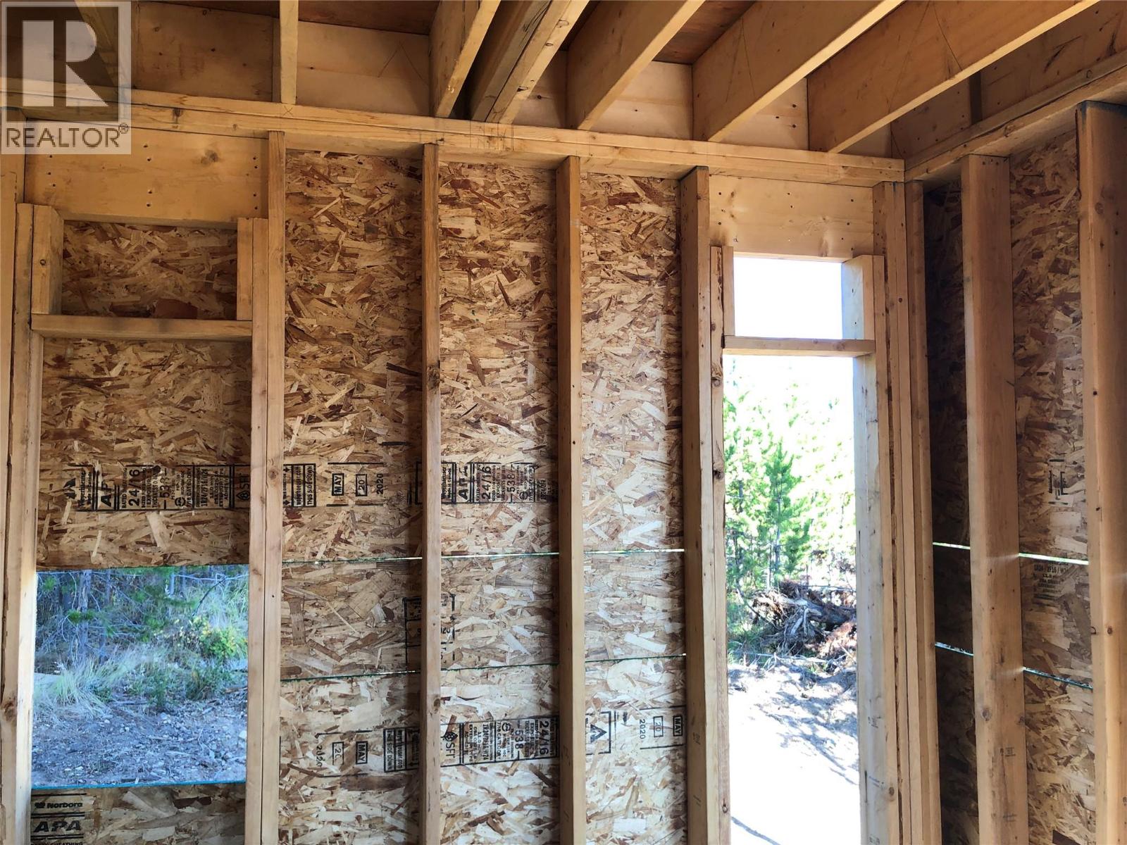  2375 BELCHROME FSR Road, Bridesville