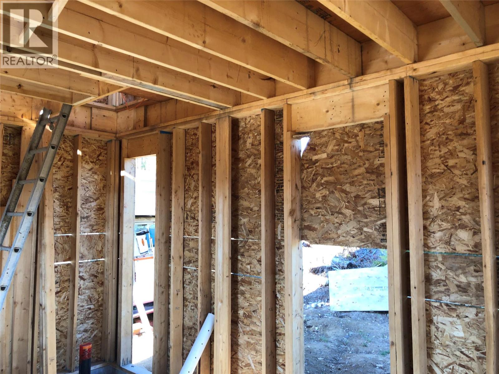  2375 BELCHROME FSR Road, Bridesville