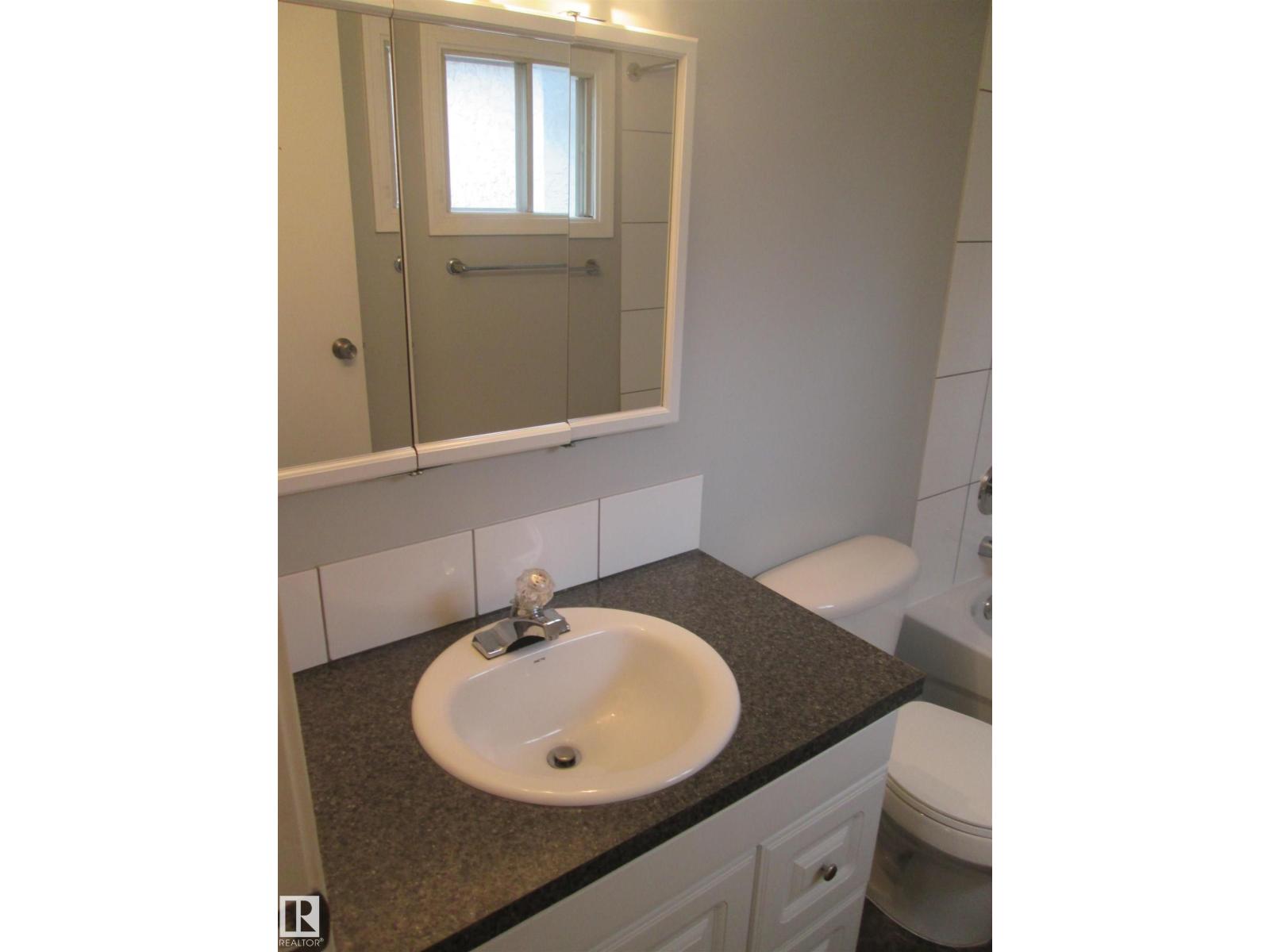 10831 80 AV NW, Edmonton