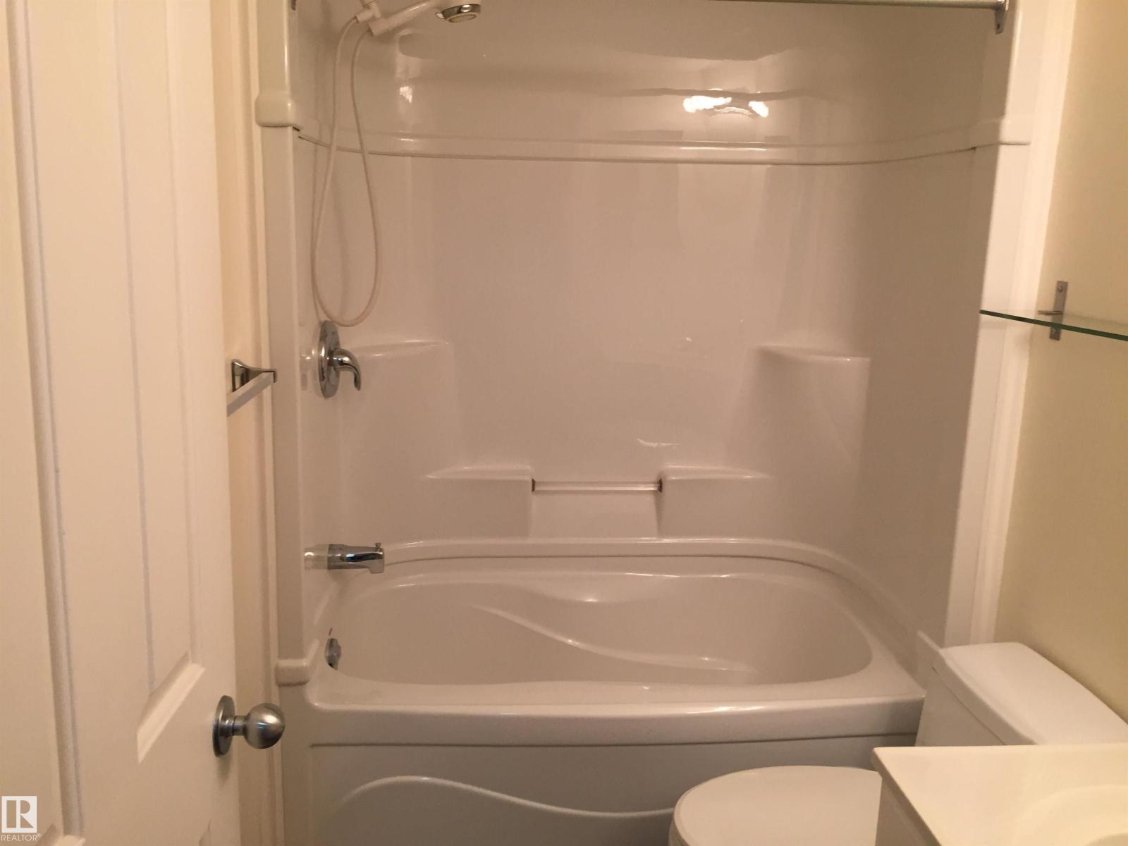 10831 80 AV NW, Edmonton