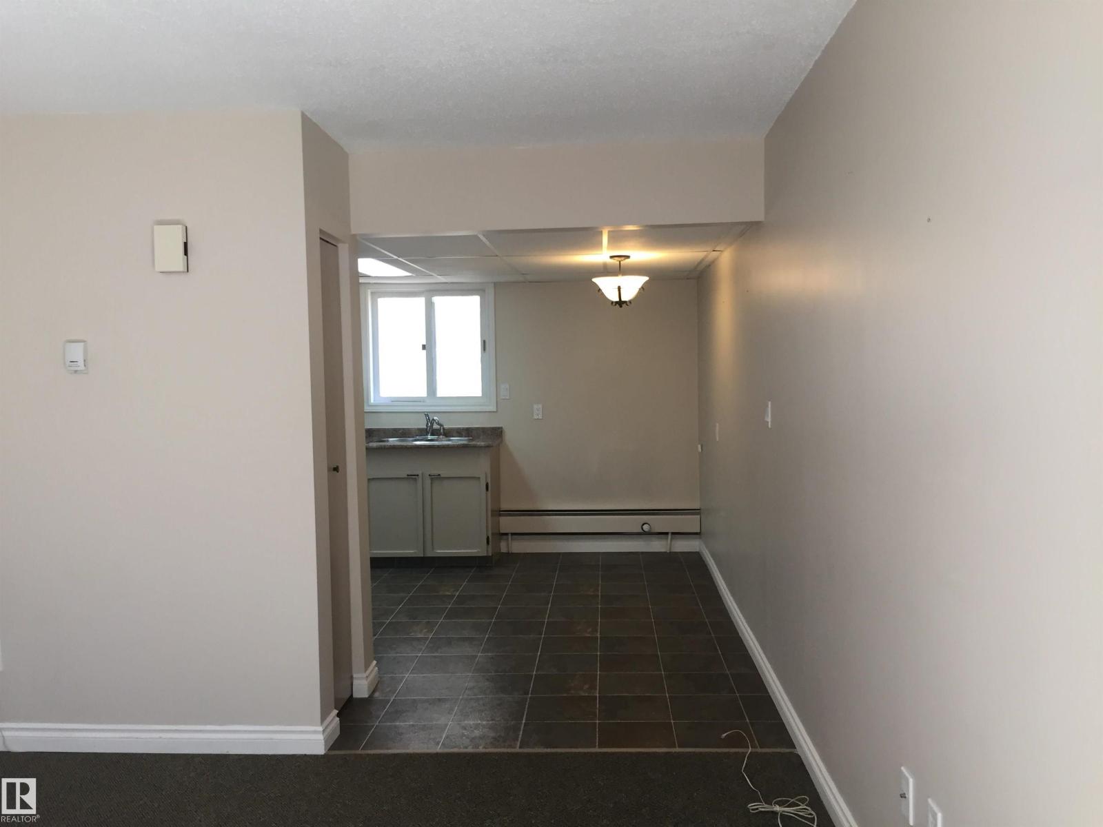 10831 80 AV NW, Edmonton