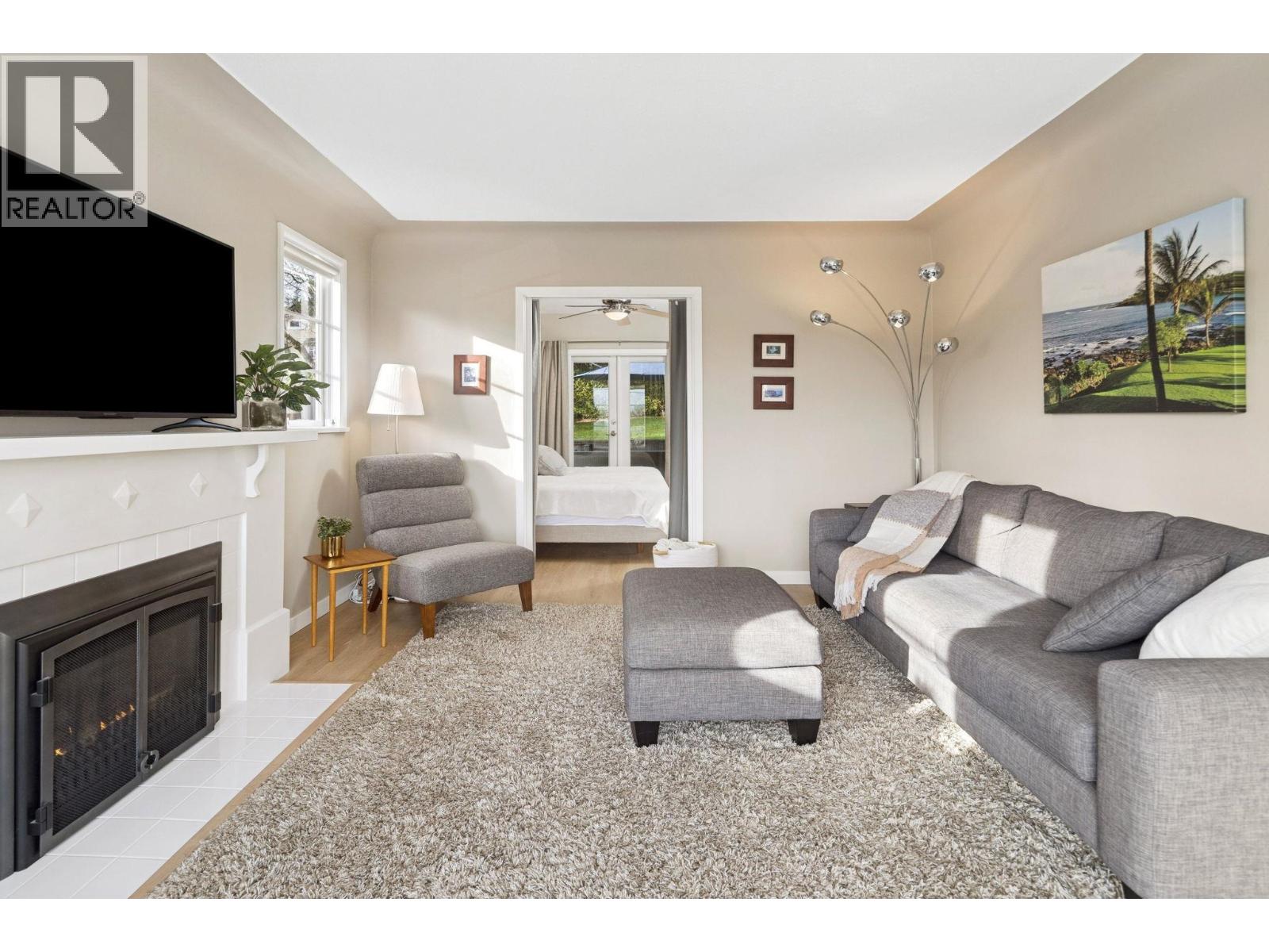 506 TEMPE CRESCENT, North Vancouver