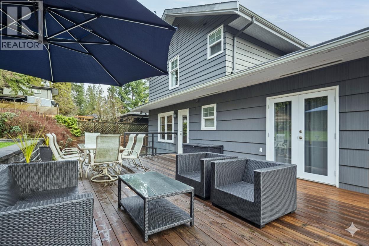 506 TEMPE CRESCENT, North Vancouver