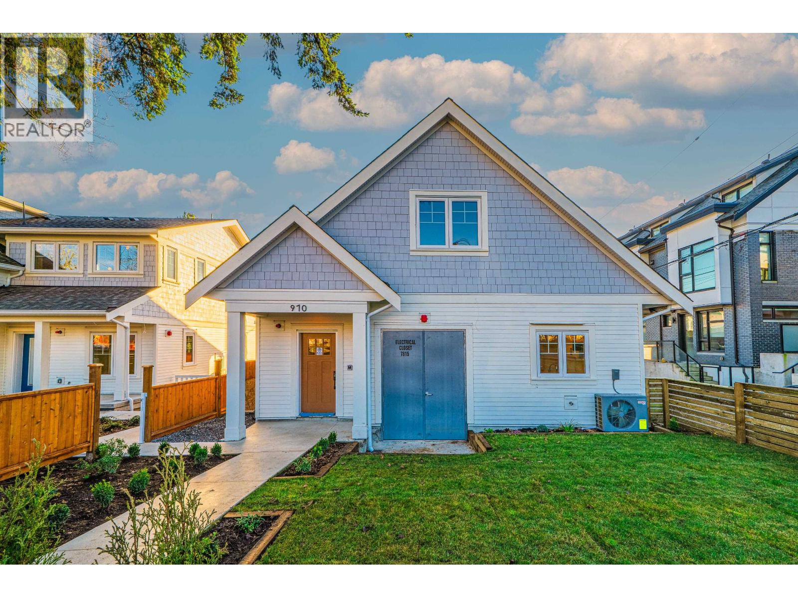 972 PARK DRIVE - Main photo, Vancouver, British Columbia