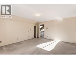 1506 Giles Place, Burnaby, BC V5A3K6 Photo 27
