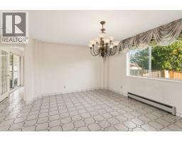 1506 Giles Place, Burnaby, BC V5A3K6 Photo 14