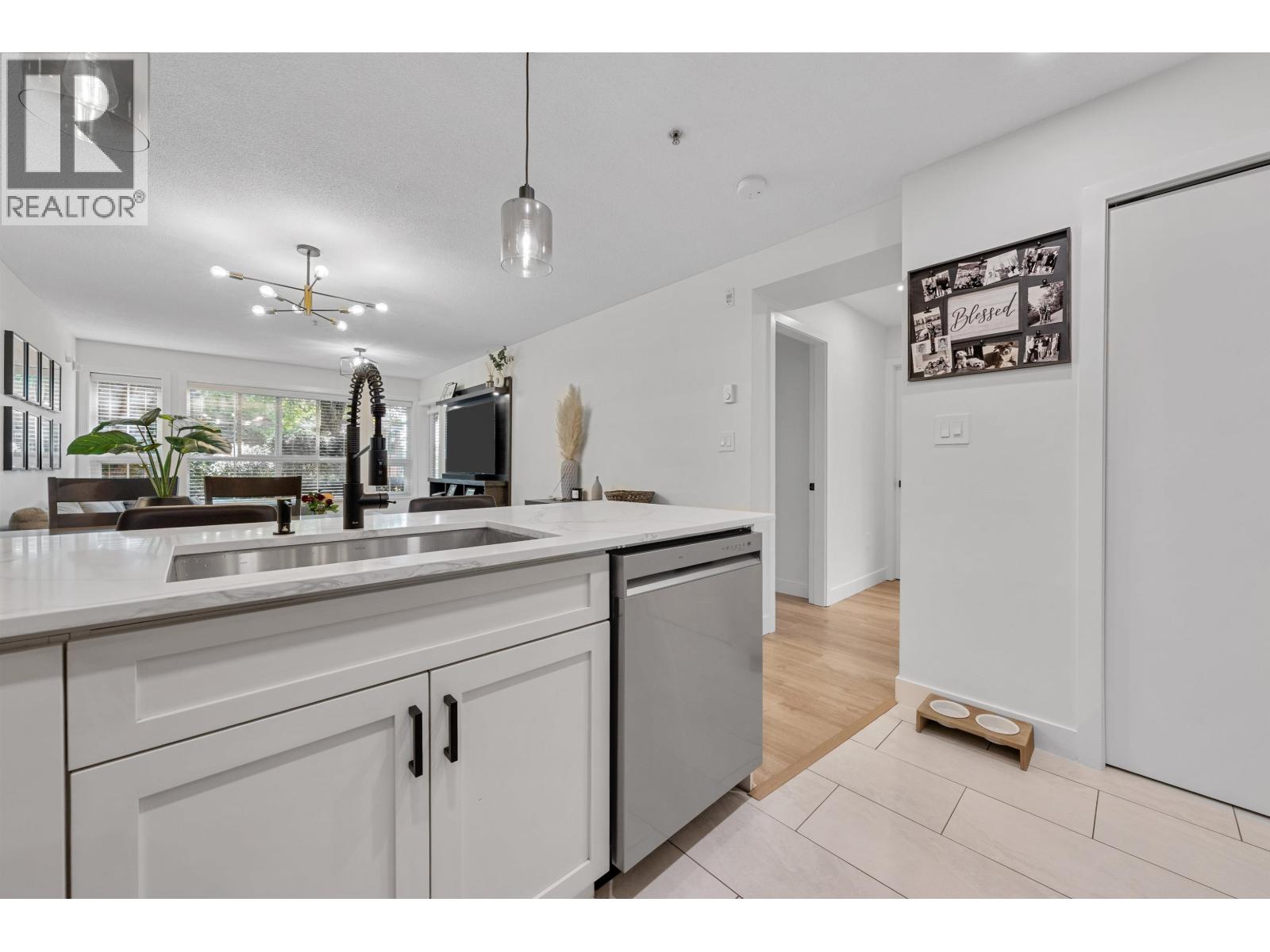 113 19677 MEADOW GARDENS WAY, Pitt Meadows