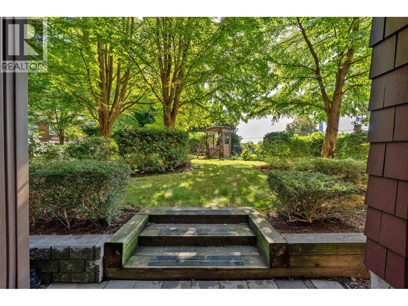 113 19677 MEADOW GARDENS WAY, Pitt Meadows