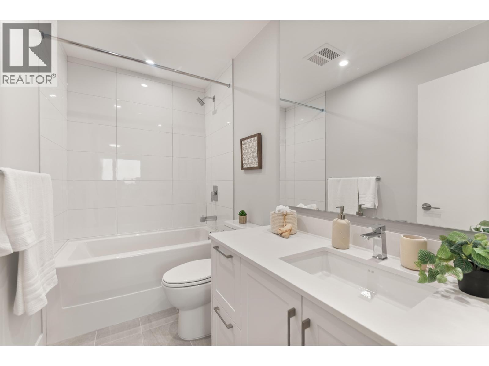 #211-1942 STARLING Drive, Tsawwassen