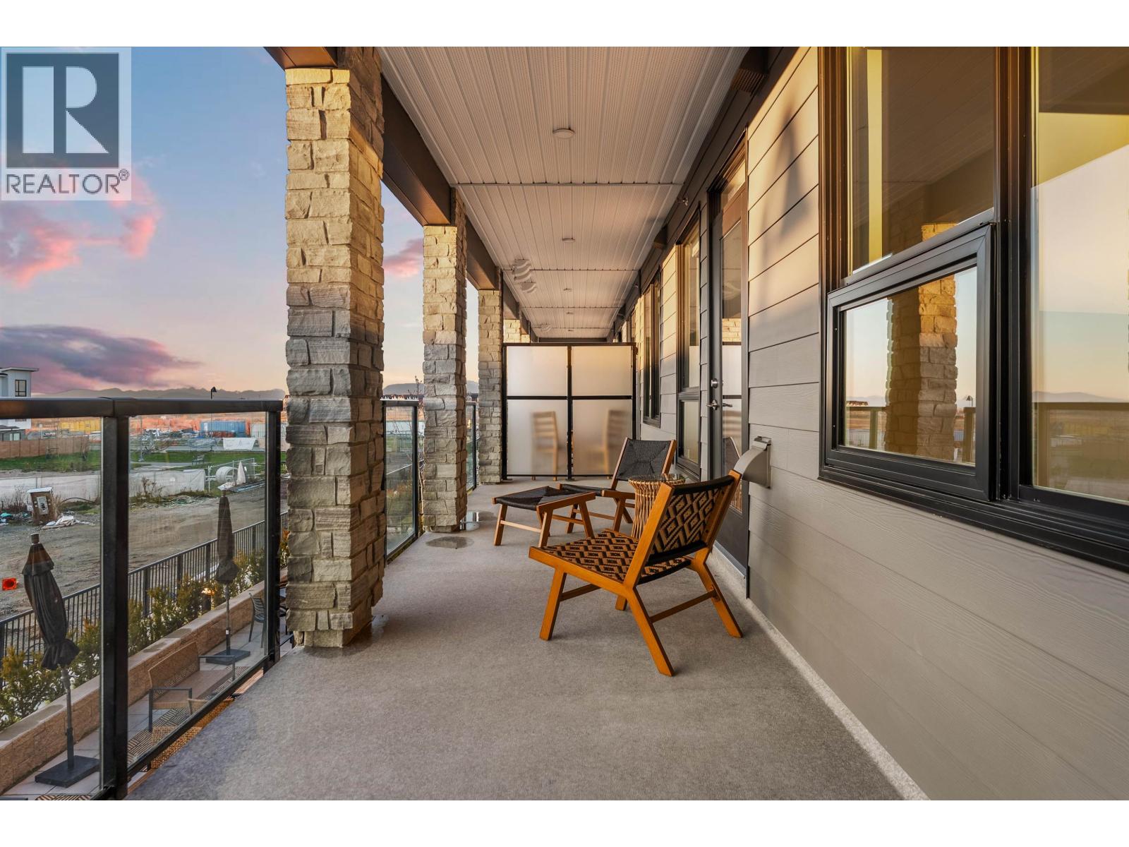 #211-1942 STARLING Drive, Tsawwassen