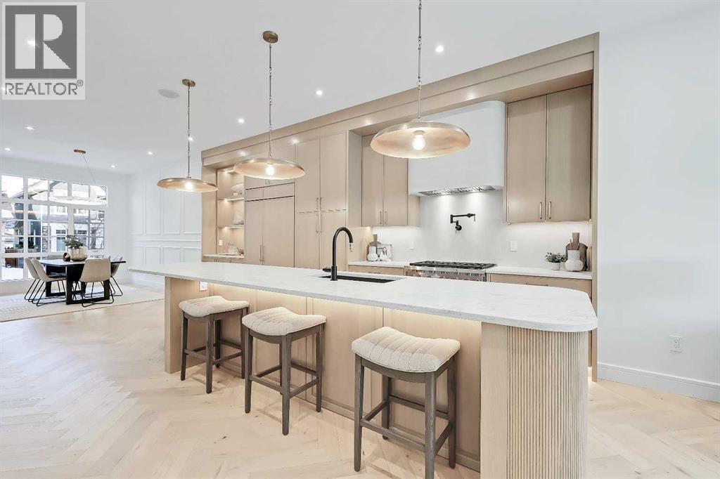 Single Family House for Sale in   Avenue SW Altadore Calgary 