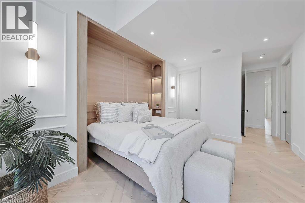 Single Family House for Sale in   Avenue SW Altadore Calgary 