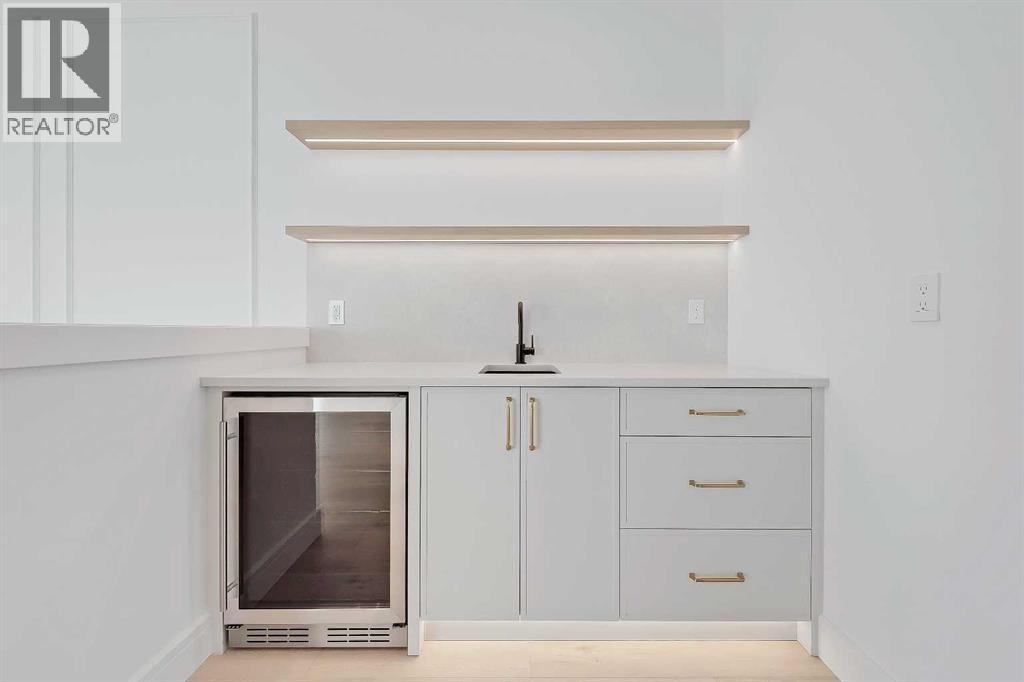 Single Family House for Sale in   Avenue SW Altadore Calgary 