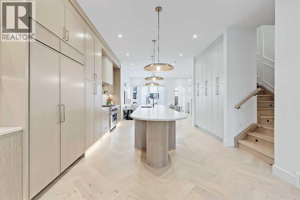 Single Family House for Sale in   Avenue SW Altadore Calgary 