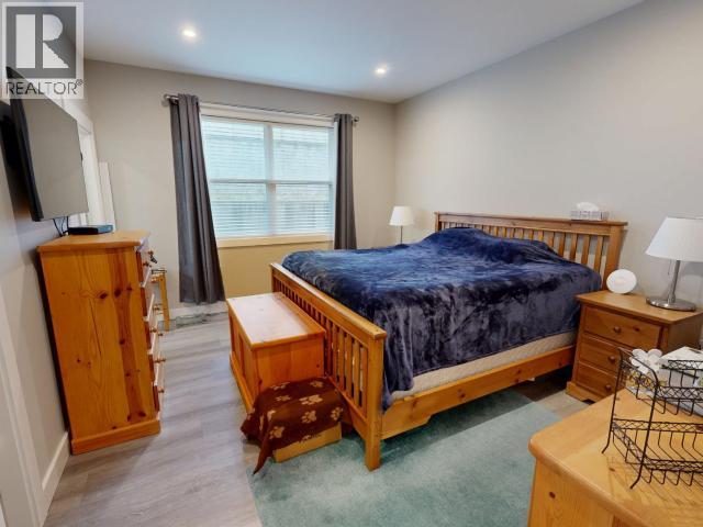 4380 QUEBEC AVE, Powell River