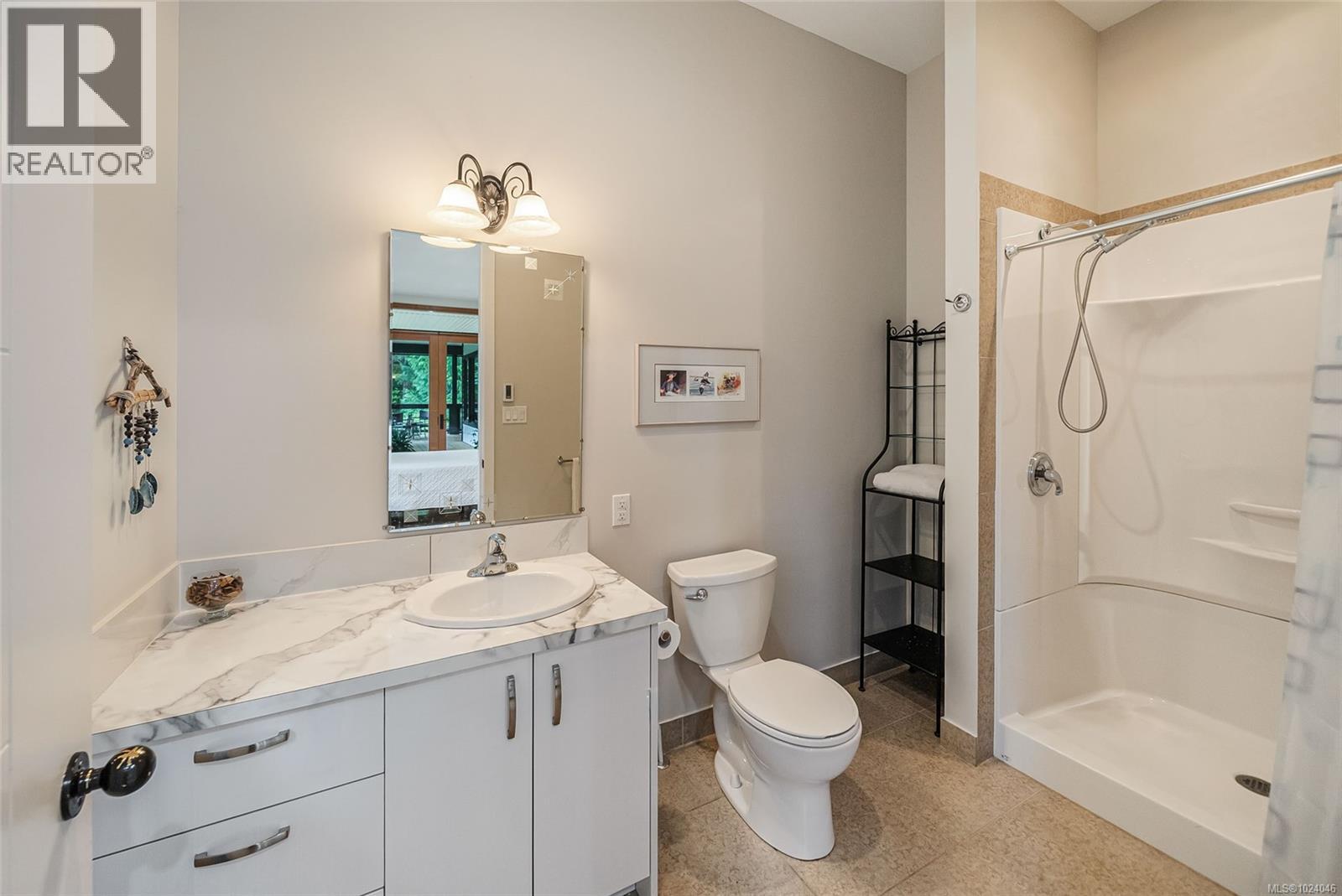 1875 Ashling Rd, Qualicum Beach