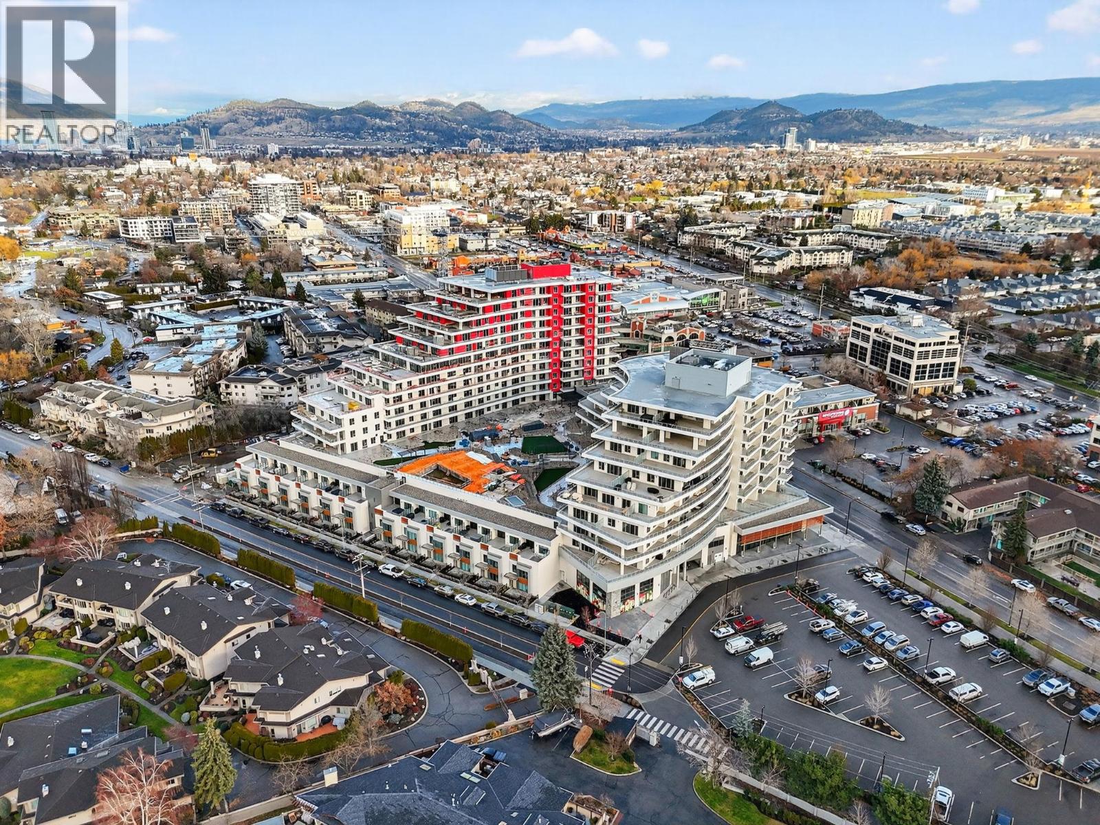 713 3340 Lakeshore Road, Kelowna