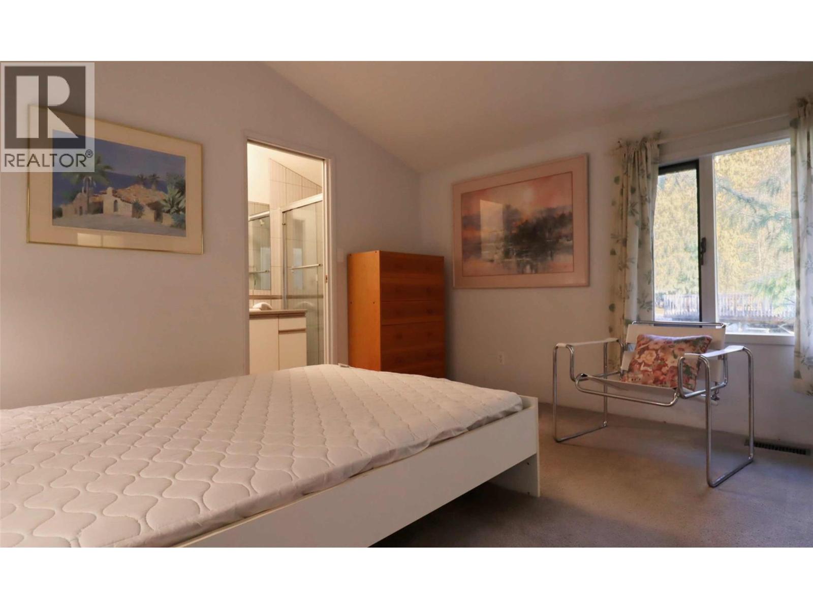 6884 Squilax-Anglemont Road, Magna Bay