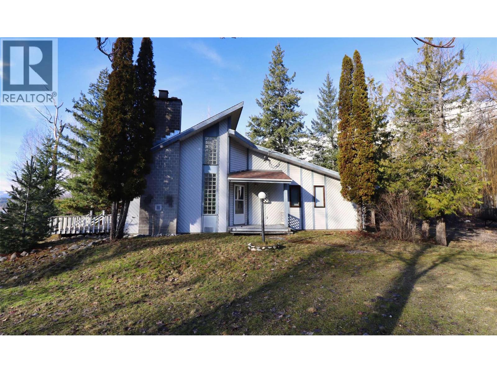 6884 Squilax-Anglemont Road, Magna Bay