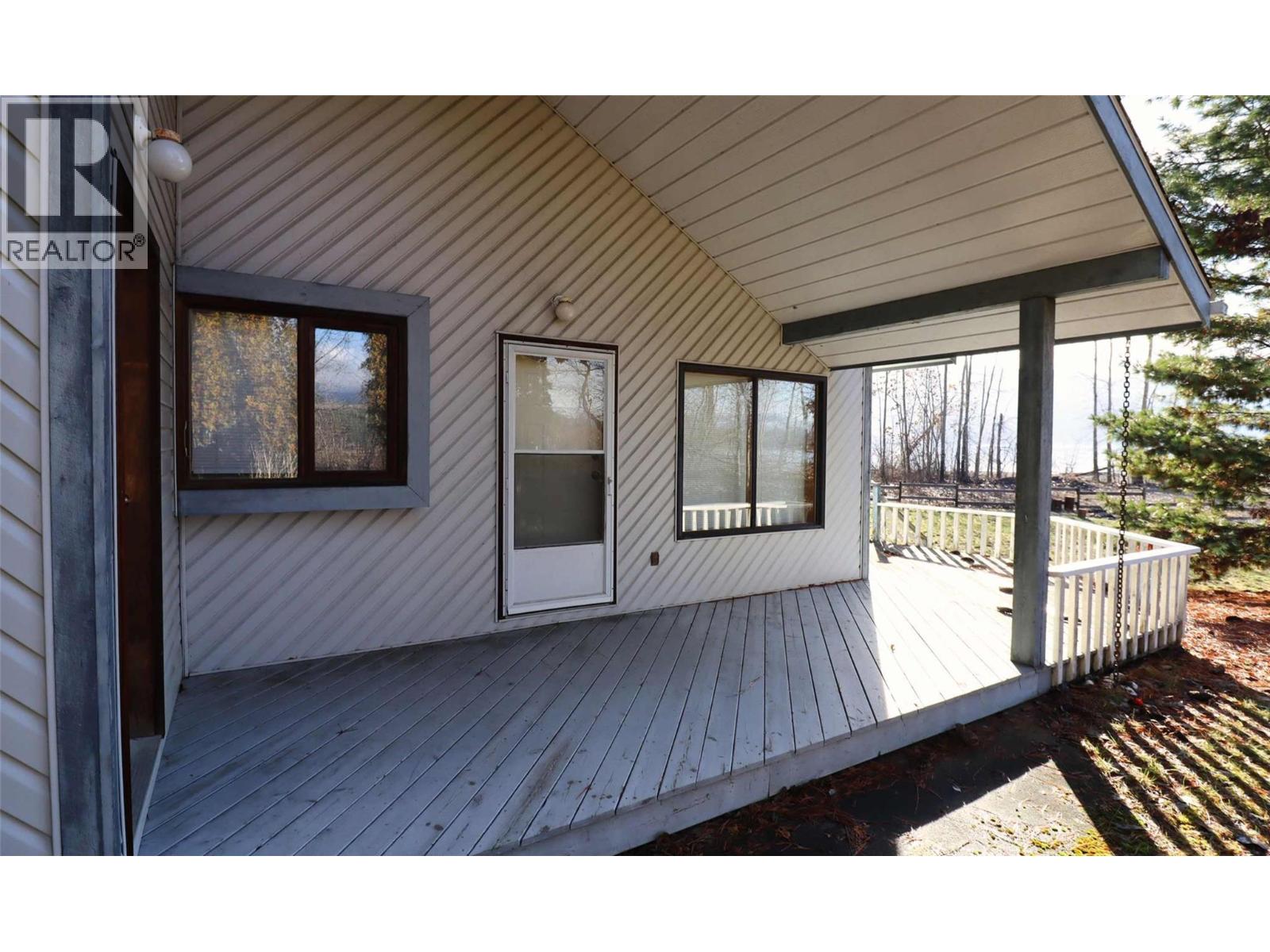 6884 Squilax-Anglemont Road, Magna Bay