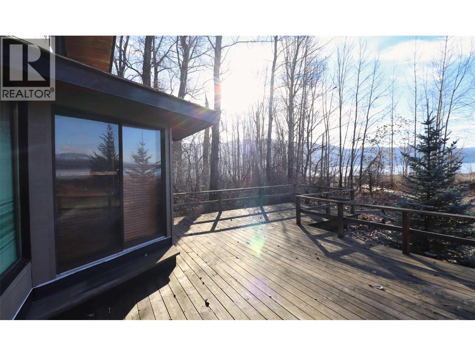 6884 Squilax-Anglemont Road, Magna Bay