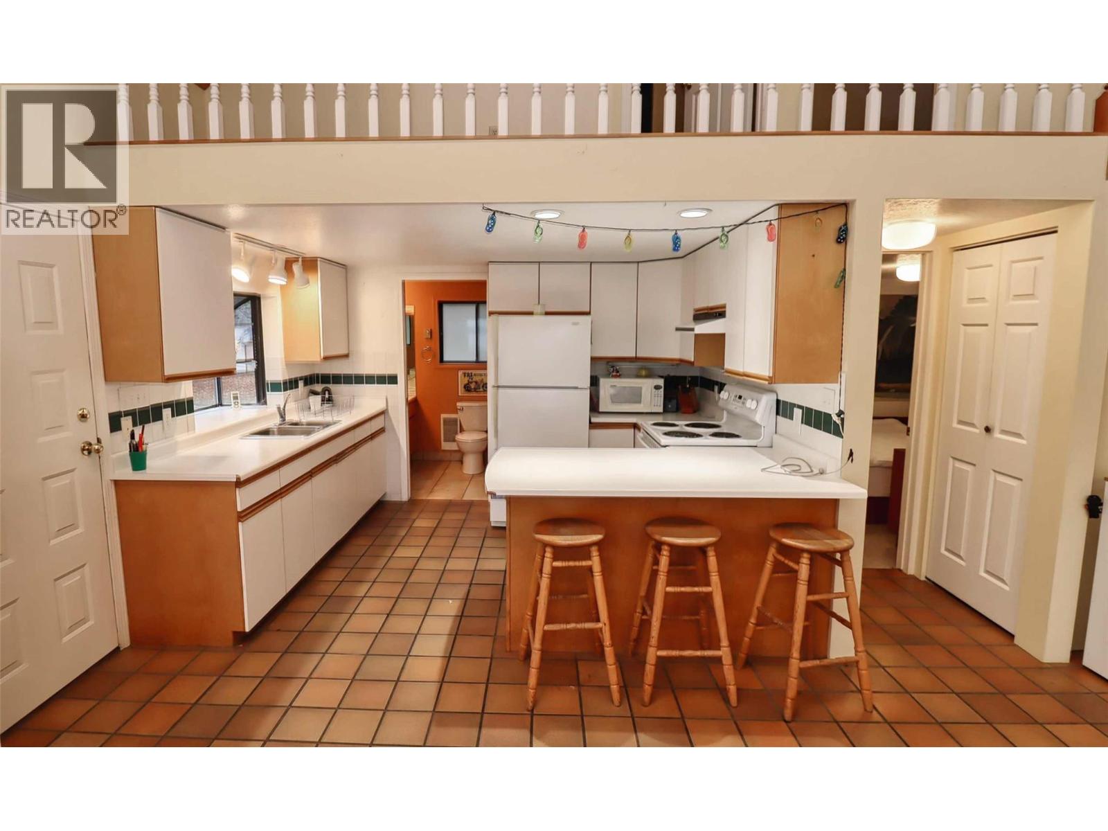 6884 Squilax-Anglemont Road, Magna Bay