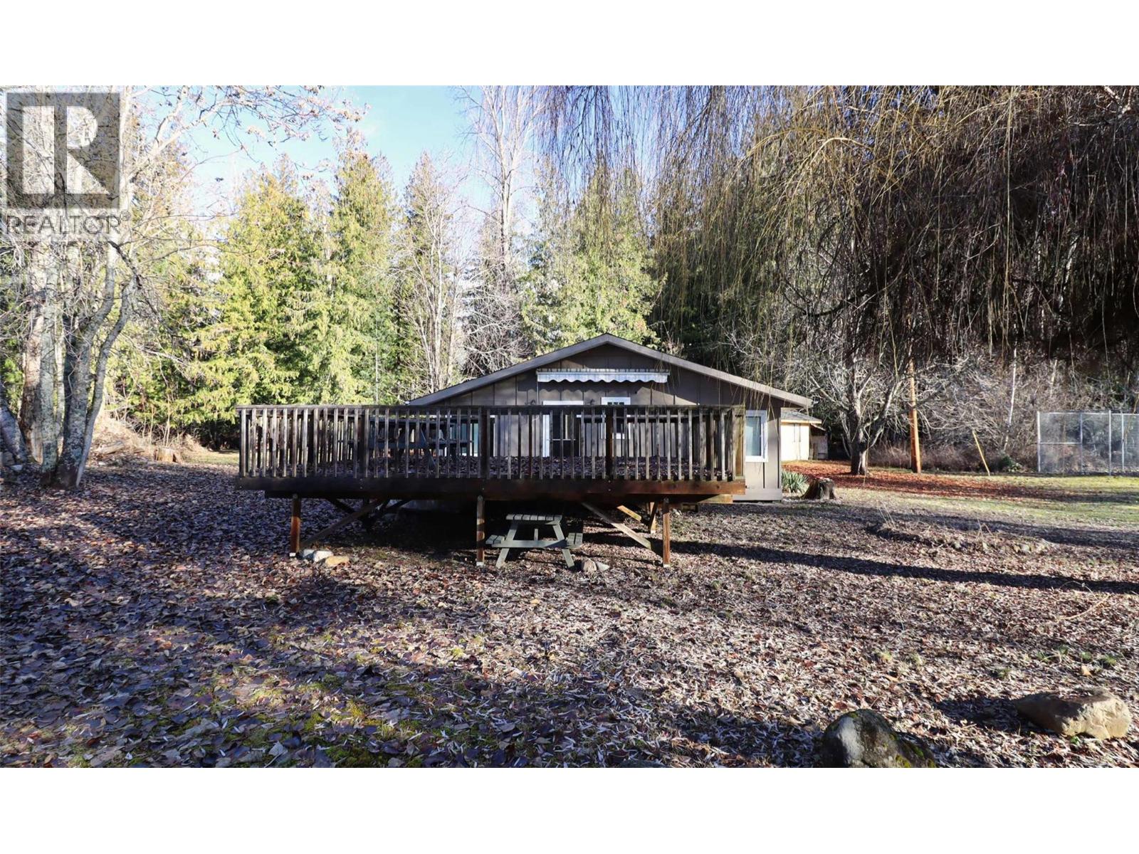 6884 Squilax-Anglemont Road, Magna Bay