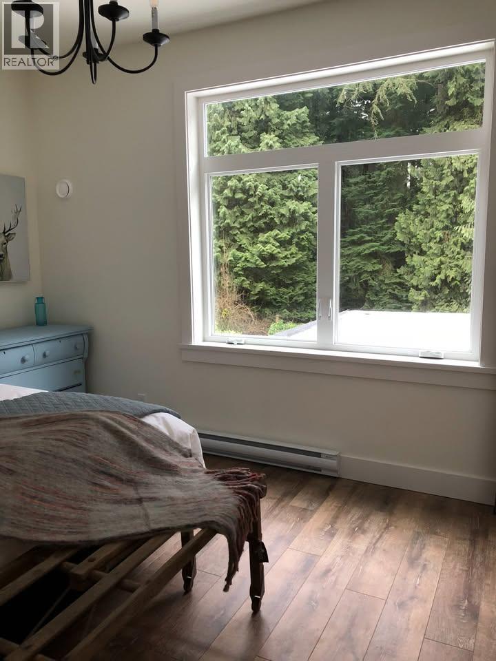 721 WELLINGTON DRIVE, North Vancouver