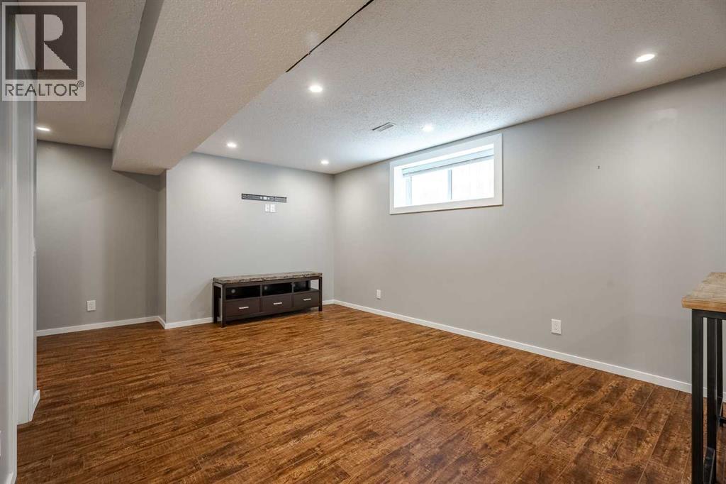 Single Family House for Sale in  Skyview Ranch Manor NE Skyview Ranch Calgary 