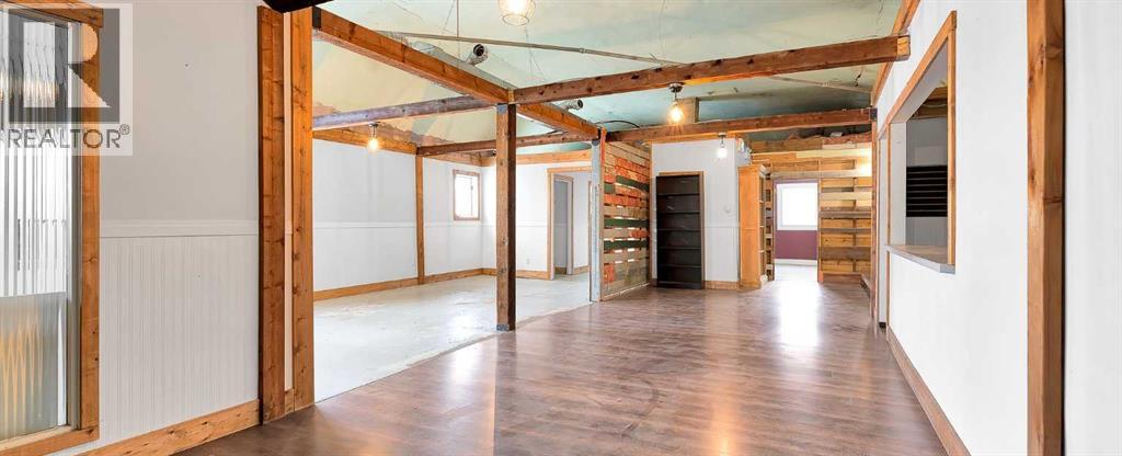 312 1 Street West, Cochrane