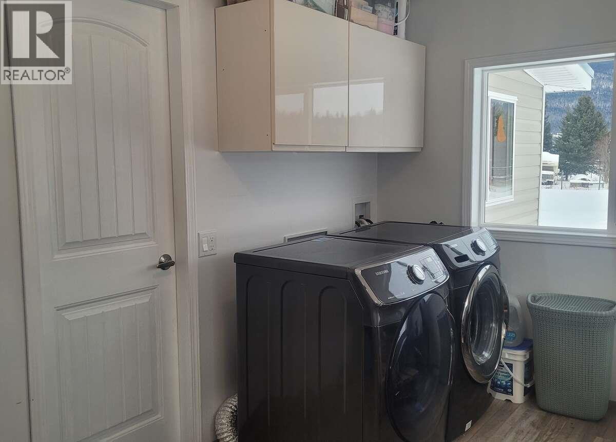 3325 GARRETT ROAD, McBride