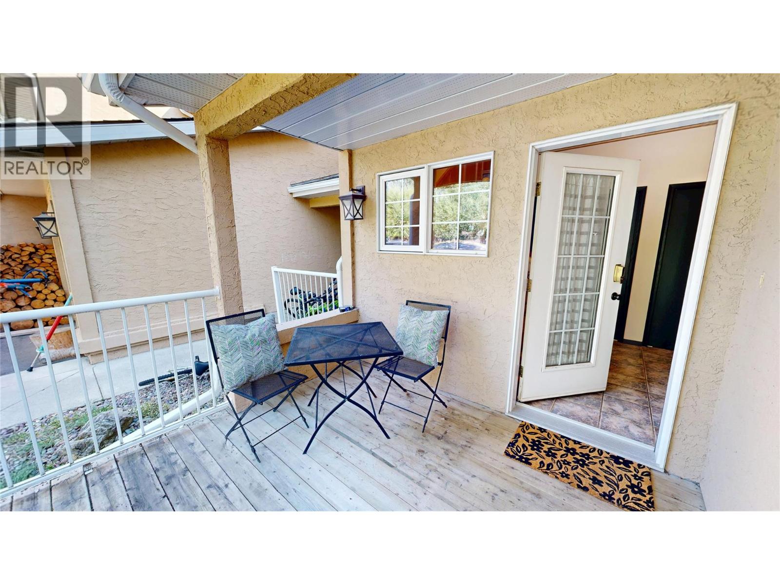 4850 MCKAY Street Unit# 2 - Photo 3 of 30, Radium Hot Springs, British Columbia