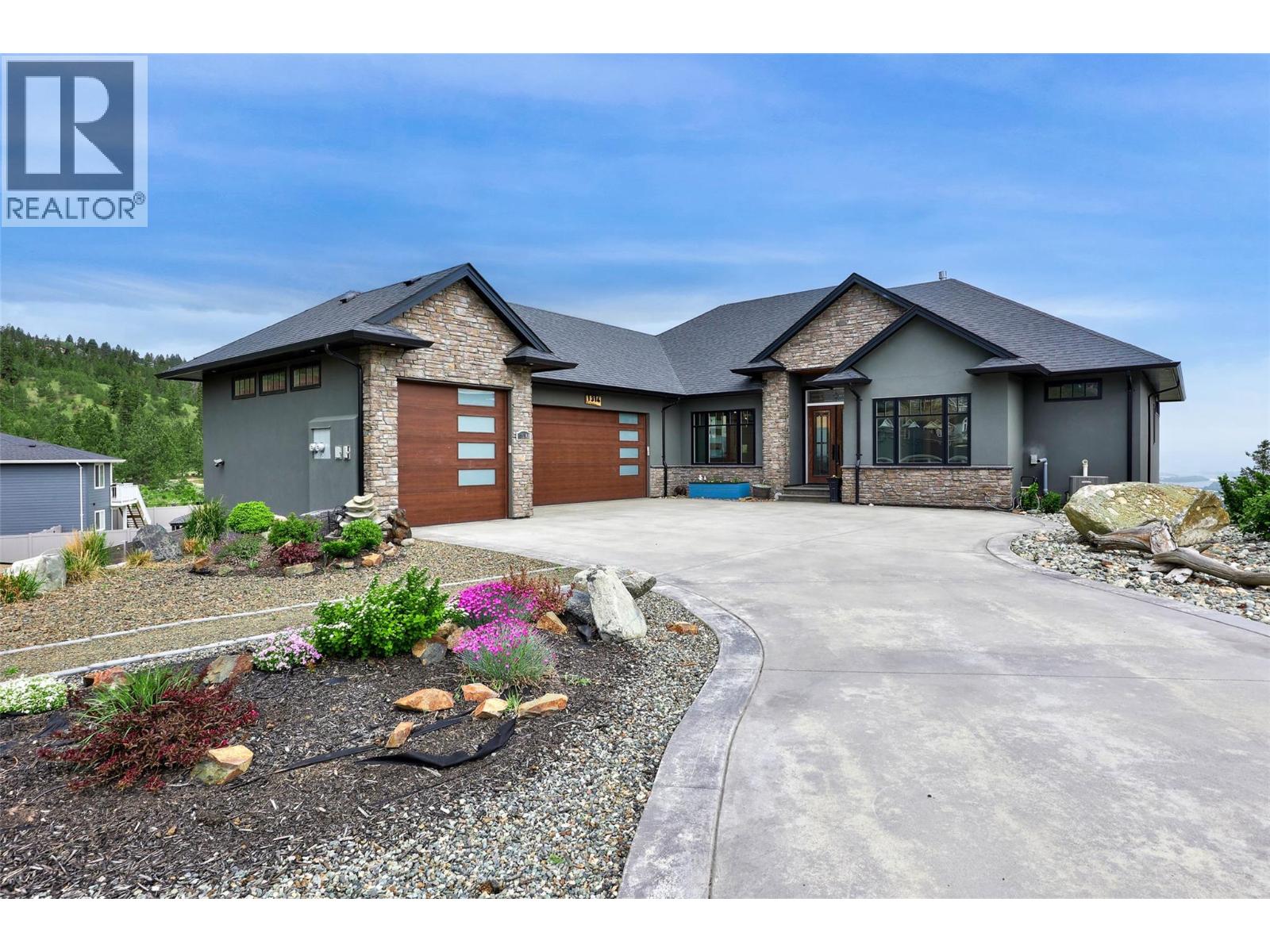 1314 MYRA Place, Kamloops