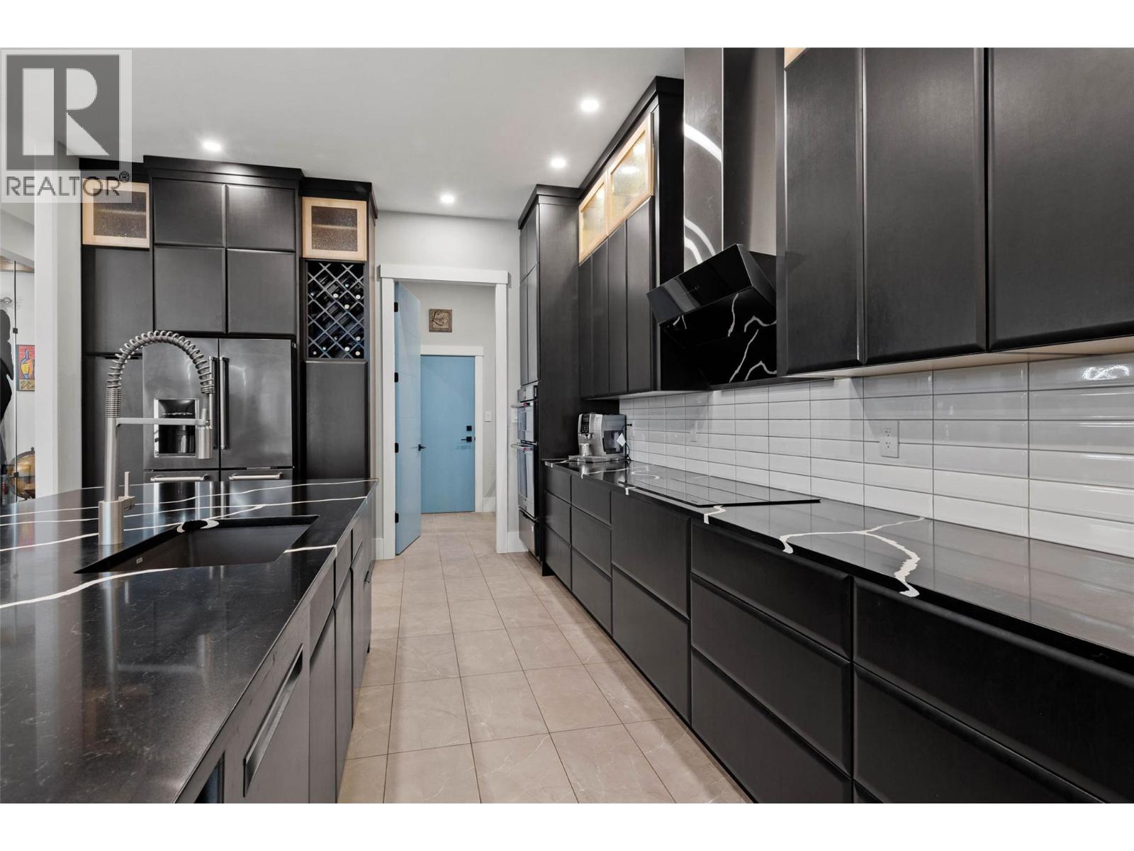 1314 MYRA Place, Kamloops