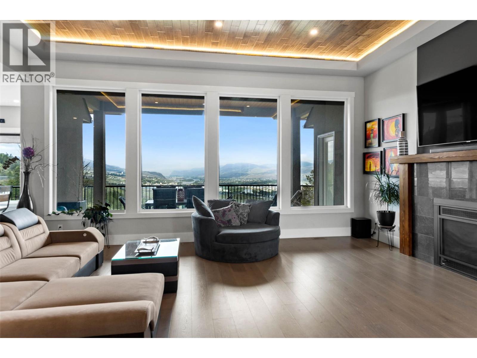 1314 MYRA Place, Kamloops