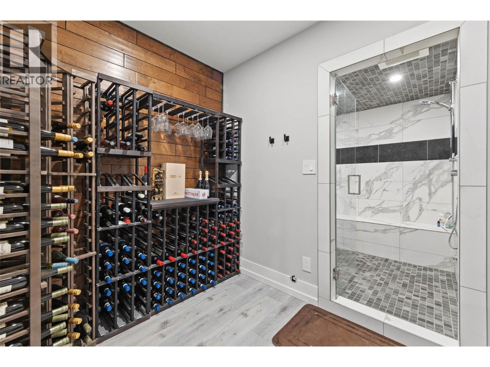 1314 MYRA Place, Kamloops