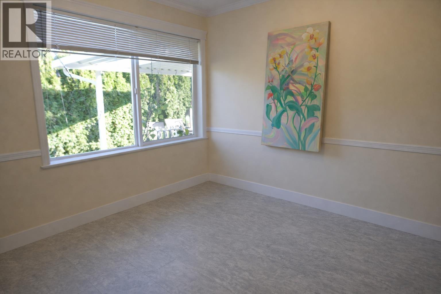 5722 EMILY WAY, Sechelt