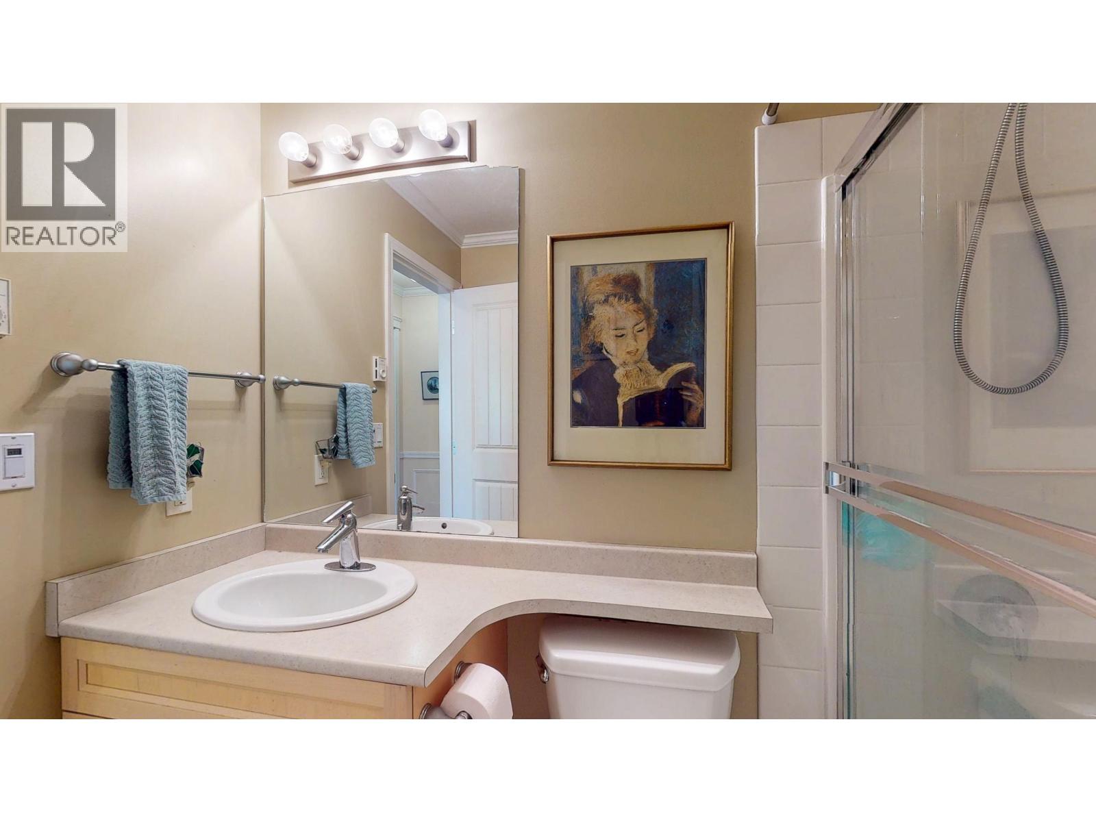 5722 EMILY WAY, Sechelt