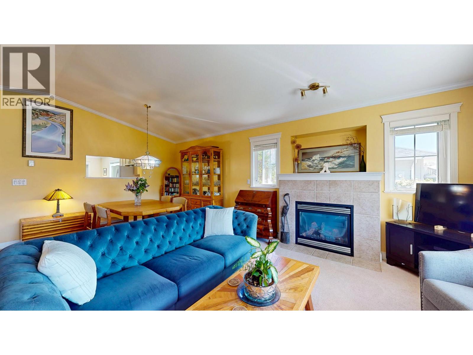 5722 EMILY WAY, Sechelt