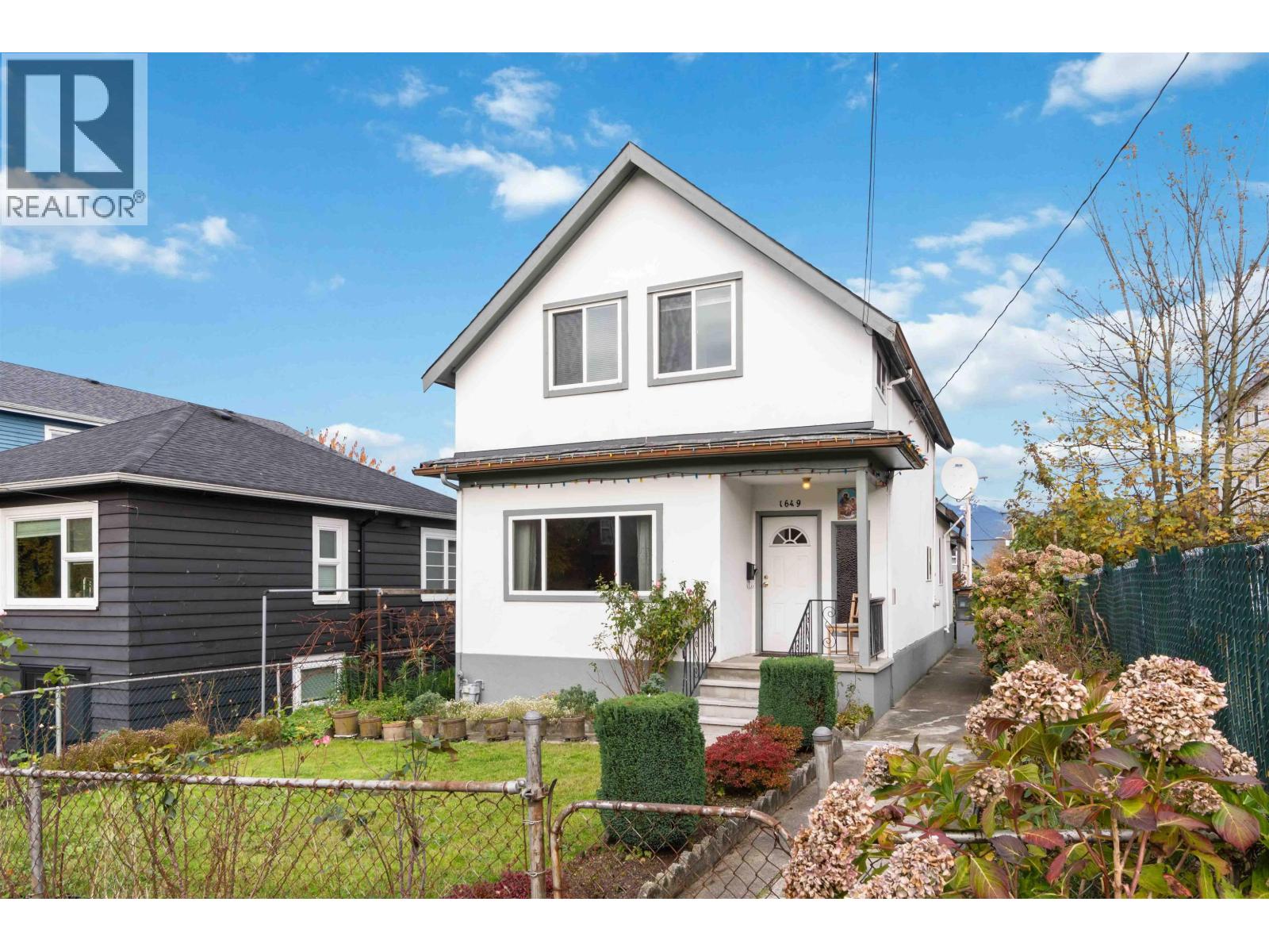 1649 GRANT STREET - Photo 2 of 36, Vancouver, British Columbia